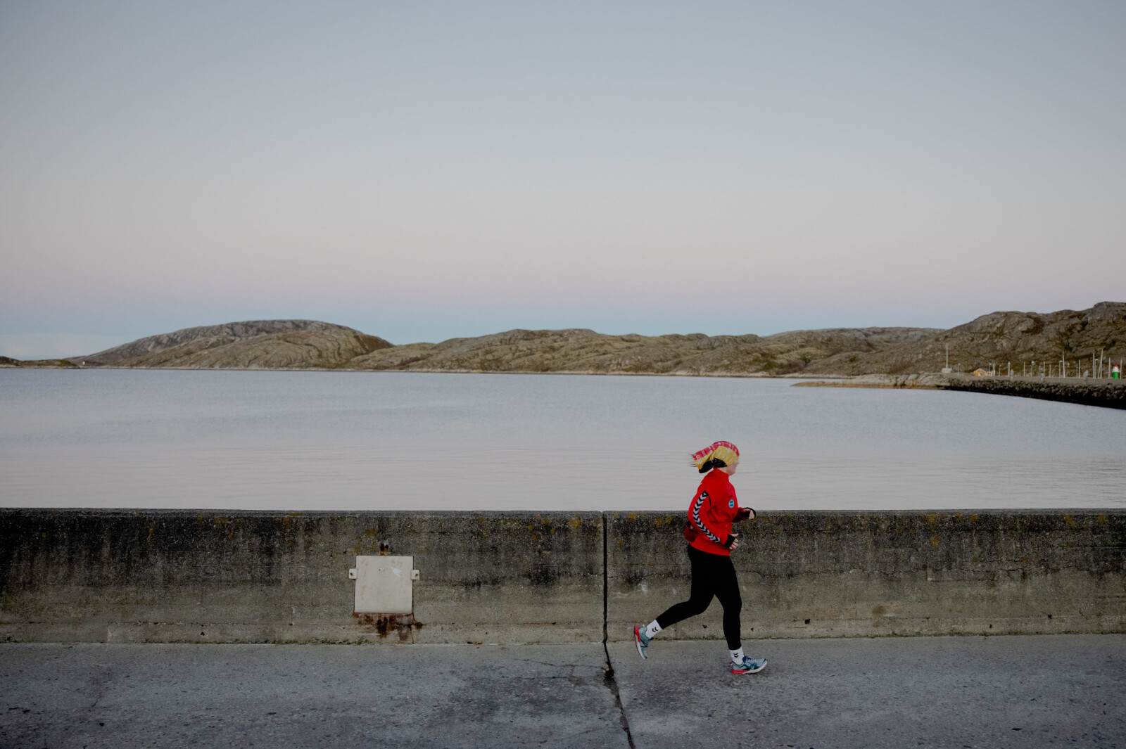 Kvar morgon, før akademisk arbeid, tar Anne Tjønndal joggeturen gjennom Bodø sentrum med Vestfjorden og storhavet som nabo. Kvar morgon, før akademisk arbeid, tar Anne Tjønndal joggeturen gjennom Bodø sentrum med Vestfjorden og storhavet som nabo.