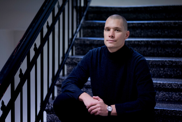 Strukturell rasisme grip inn i alle delar av samfunnet, meiner Tellef Raabe. — Forhåpentleg kan universiteta i framtida, om ein akademisk generasjon, bli ein betre stad for minoritetar, seier han. Strukturell rasisme grip inn i alle delar av samfunnet, meiner Tellef Raabe. — Forhåpentleg kan universiteta i framtida, om ein akademisk generasjon, bli ein betre stad for minoritetar, seier han.