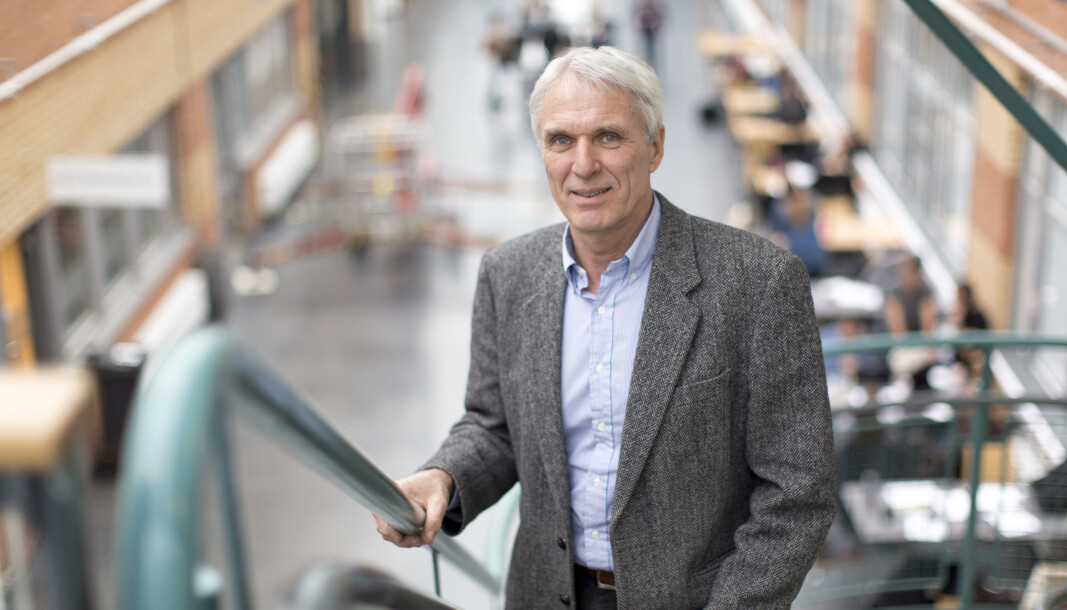 Johnny Thorsen er direktør for infrastruktur ved Universitetet i Sørøst-Norge. Han har tatt opp universitetets skepsis til Units styring flere ganger siste året. Johnny Thorsen er direktør for infrastruktur ved Universitetet i Sørøst-Norge. Han har tatt opp universitetets skepsis til Units styring flere ganger siste året.