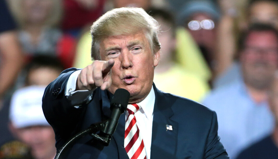 Donald Trump sendte ut en presidentordre i september som er møtt med sterke protester fra blant annet universiteter. Den er gjeldende fullt ut fra denne helga, 21.november. Donald Trump sendte ut en presidentordre i september som er møtt med sterke protester fra blant annet universiteter. Den er gjeldende fullt ut fra denne helga, 21.november.