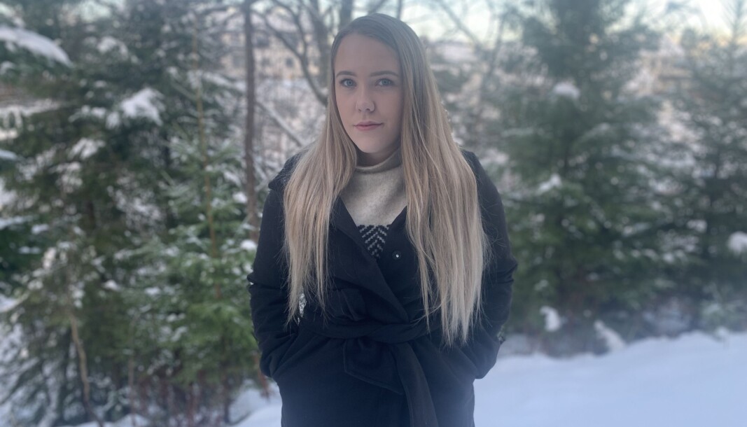 — Har man midler til å ansette studenter midlertidig, så burde man også ha midler til å ansette kvalifiserte, nyutdannede, sier lektor i nordisk fra NTNU, Helene Simensen Bergane. — Har man midler til å ansette studenter midlertidig, så burde man også ha midler til å ansette kvalifiserte, nyutdannede, sier lektor i nordisk fra NTNU, Helene Simensen Bergane.