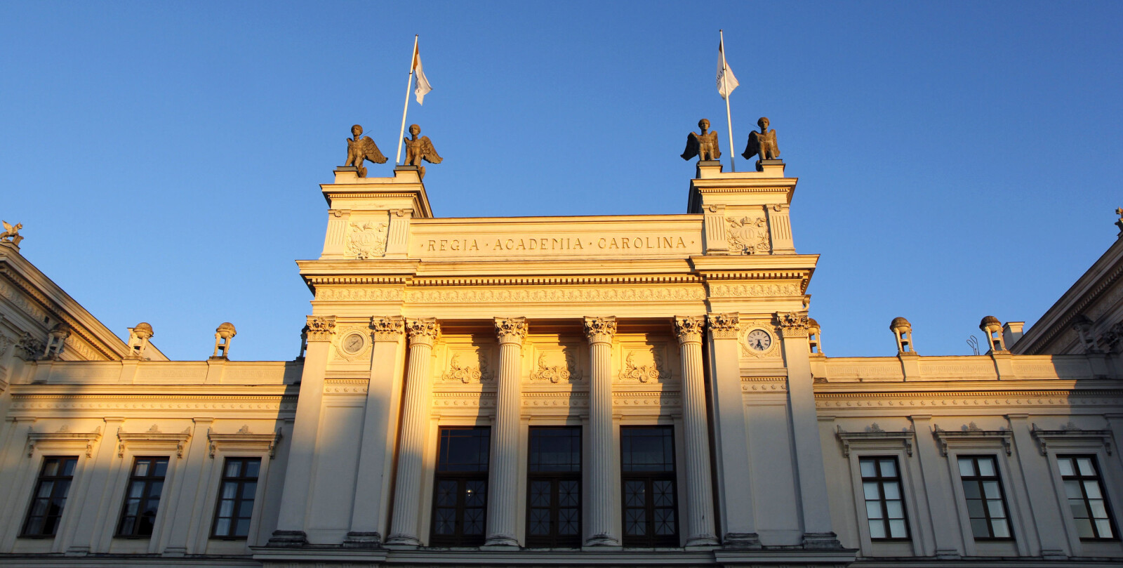 — Nepotismen er fremdeles veldig sterk ved Lunds universitet, hevder den tidligere forskeren ved universitetet, Linnéa Taylor. — Nepotismen er fremdeles veldig sterk ved Lunds universitet, hevder den tidligere forskeren ved universitetet, Linnéa Taylor.