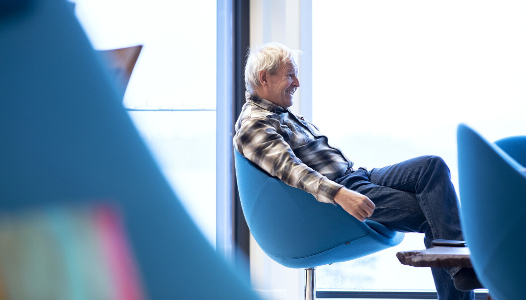 Petter Bjørstad har ledet et institutt som har vokst mye. Han har blitt takket av fra universitetsstyret ved Universitetet i Bergen, og har nå fått avskjed i nåde. Petter Bjørstad har ledet et institutt som har vokst mye. Han har blitt takket av fra universitetsstyret ved Universitetet i Bergen, og har nå fått avskjed i nåde.