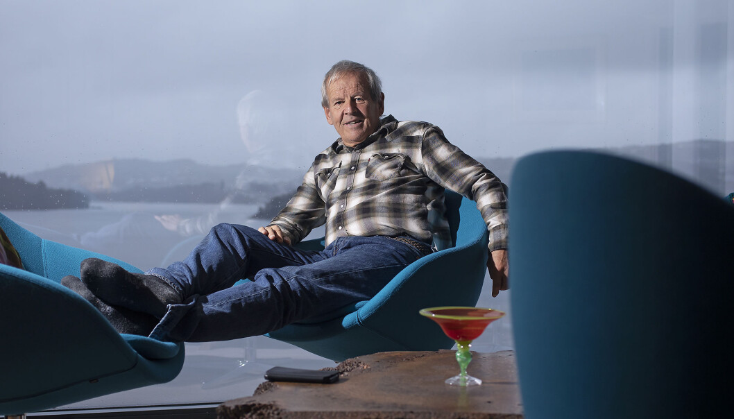 Petter Bjørstad fyller 70 i dag. Den speke 70-åringen har solgt eneboligen og flyttet til leilighet med utsikt over Nordåsvannet i Bergen. Han kommer nok trolig til å jobbe litt fremdeles, men skal også mye ut på tur. Petter Bjørstad fyller 70 i dag. Den speke 70-åringen har solgt eneboligen og flyttet til leilighet med utsikt over Nordåsvannet i Bergen. Han kommer nok trolig til å jobbe litt fremdeles, men skal også mye ut på tur.