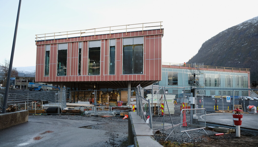 Medieutdanninga i Volda fyller 50 år i 2021, og kan feira det med å flytta inn i nytt bygg. Feiringa vert til hausten, men planen er at studentane skal inn frå august. Medieutdanninga i Volda fyller 50 år i 2021, og kan feira det med å flytta inn i nytt bygg. Feiringa vert til hausten, men planen er at studentane skal inn frå august.