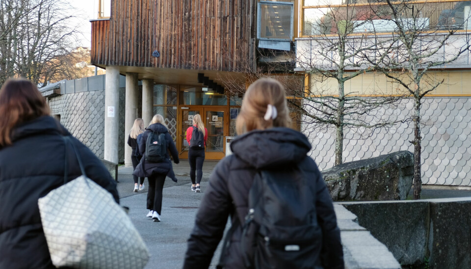 Volda kommune er blant de som oppfordrer sine mange tilreisende studenter om å koronateste seg når de kommer tilbake til Volda. Torsdag settes det opp en midlertidig teststasjon på campus.