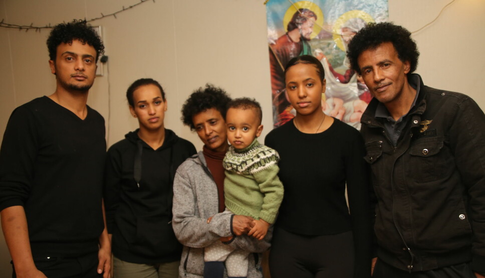 Sitel Isa Adala med Eliot på armen (i midten) står i fare for å bli sendt tilbake til Eritrea. Her avbildet med Meron Amanuel (fra v.), Akberet Angosom, Winta Amanuel og Amanuel Misigna Zerit.