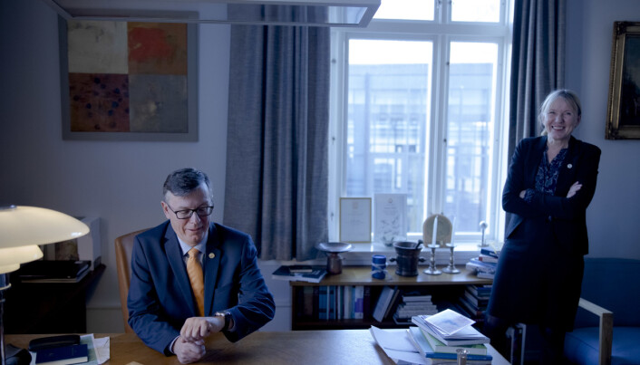 Skifte. Margareth Hagen overtar rektorjobben ved Universitetet i Bergen etter at Dag Rune Olsen valgte å trekke seg fra klokken 12 mandag. Skifte. Margareth Hagen overtar rektorjobben ved Universitetet i Bergen etter at Dag Rune Olsen valgte å trekke seg fra klokken 12 mandag.