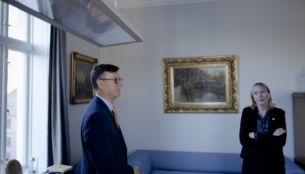 Nyslått rektor Margareth Hagen ved UiB vil ikke gå inn på samarbeidsforholdet til tidligere rektor Dag Rune Olsen. Nyslått rektor Margareth Hagen ved UiB vil ikke gå inn på samarbeidsforholdet til tidligere rektor Dag Rune Olsen.