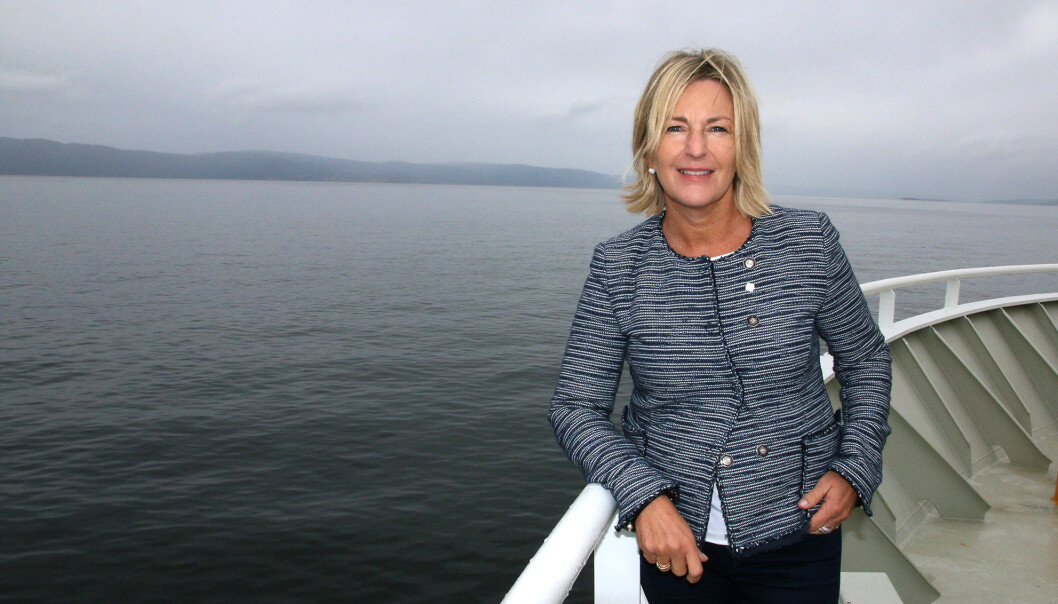 Ingrid Schjølberg er dekan på Fakultet for informasjonsteknologi og elektroteknikk ved NTNU. Bildet er tatt ombord på forskningsfartøyet FF Gunnerus i forbindelse med åpningen av Trondheimsfjorden som testområde for førerløse fartøy. Ingrid Schjølberg er dekan på Fakultet for informasjonsteknologi og elektroteknikk ved NTNU. Bildet er tatt ombord på forskningsfartøyet FF Gunnerus i forbindelse med åpningen av Trondheimsfjorden som testområde for førerløse fartøy.
