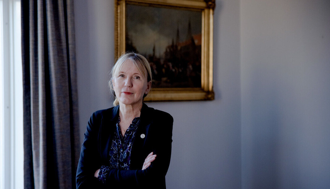Margareth Hagen ble rektor ved Universitetet i Bergen som følge av at Dag Rune Olsen trakk seg ved årsskiftet. Nå skal hun håndtere koronakonsekvensene og Knudsen-saken i tillegg til å drive valgkamp når den tiden kommer. Margareth Hagen ble rektor ved Universitetet i Bergen som følge av at Dag Rune Olsen trakk seg ved årsskiftet. Nå skal hun håndtere koronakonsekvensene og Knudsen-saken i tillegg til å drive valgkamp når den tiden kommer.