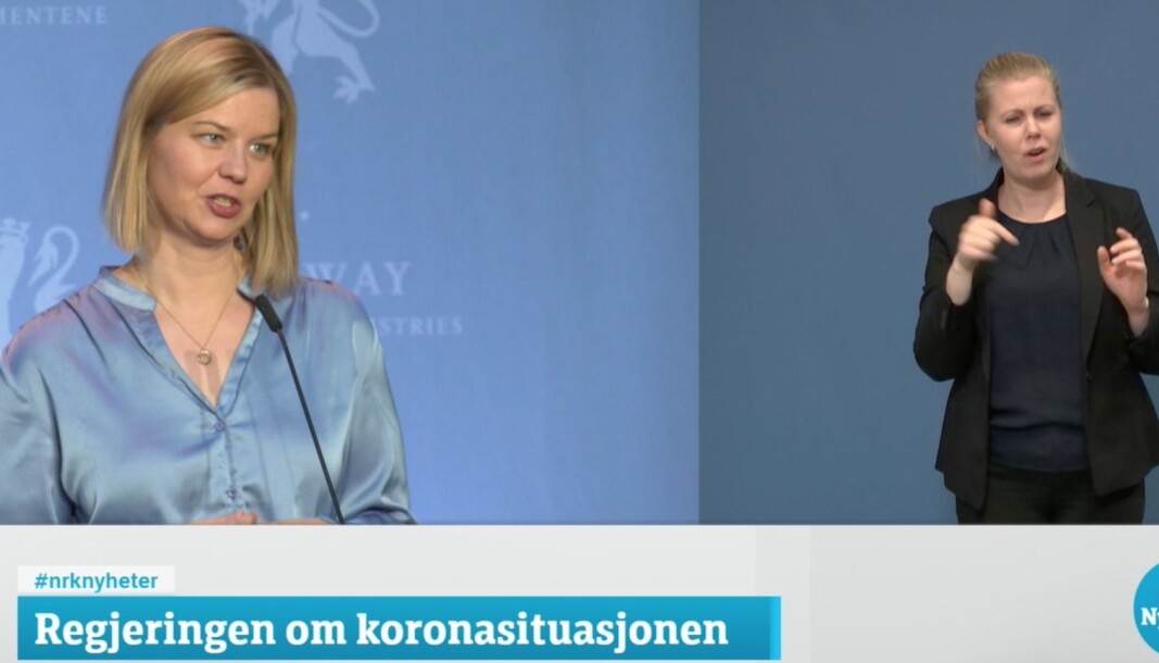 Skjermdump fra pressekonferanse med Bernt Høie og kunnskapsminister Guri Melby. Skjermdump fra pressekonferanse med Bernt Høie og kunnskapsminister Guri Melby.