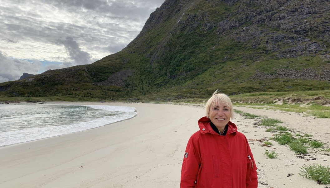 Direktør ved Havforskningsinstituttet, Sissel Rogne, mener det er vanskelig i en normal rettsprosess å vurdere det vitenskapelige grunnlaget som hennes institutt leverer for at myndighetene kan regulere lakseoppdrett med tanke på mengden av lakselus. Direktør ved Havforskningsinstituttet, Sissel Rogne, mener det er vanskelig i en normal rettsprosess å vurdere det vitenskapelige grunnlaget som hennes institutt leverer for at myndighetene kan regulere lakseoppdrett med tanke på mengden av lakselus.