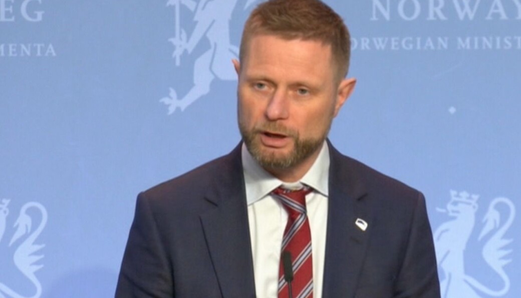 — Vi har satset på mange ulike vaksiner, så vaksineringen stopper ikke opp, forsikret Bent Høie fra podiet i Marmorhallen onsdag 17. mars. — Vi har satset på mange ulike vaksiner, så vaksineringen stopper ikke opp, forsikret Bent Høie fra podiet i Marmorhallen onsdag 17. mars.