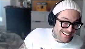 — Først var det forvirrande, så skrekkeleg, fortel Matt Lodder. — Først var det forvirrande, så skrekkeleg, fortel Matt Lodder.