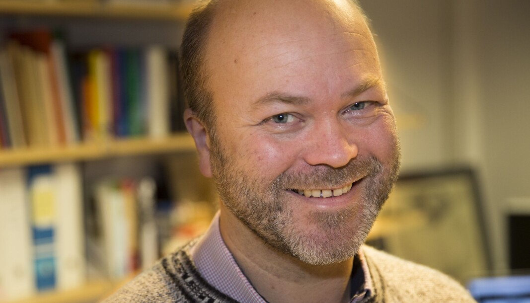 Det finst andre og fleire språkvitarar enn Sylfest Lomheim, som til dømes forfattaren av dette innlegget. Øystein A. Vangsnes er professor i språkvitskap. Det finst andre og fleire språkvitarar enn Sylfest Lomheim, som til dømes forfattaren av dette innlegget. Øystein A. Vangsnes er professor i språkvitskap.