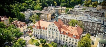 Polsk «stryk-professor» har fått sparken