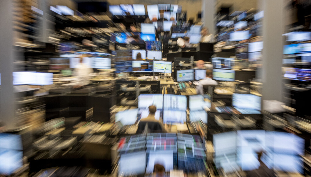 Utvikling av digitale læringsressurser kan være god butikk for offentlige utdanningsintitusjoner, med mindre dette reguleres, advarer Helge Høivik. Utvikling av digitale læringsressurser kan være god butikk for offentlige utdanningsintitusjoner, med mindre dette reguleres, advarer Helge Høivik.