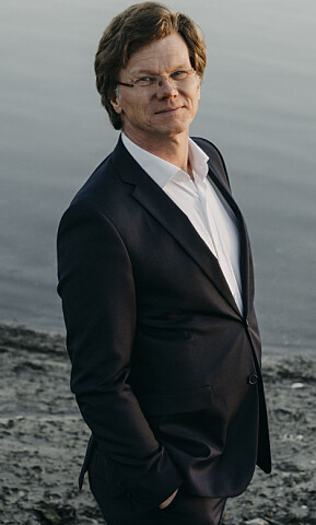 Hamsun vart ein premissleverandør i opinionen, seier professor Ståle Dingstad. Hamsun vart ein premissleverandør i opinionen, seier professor Ståle Dingstad.