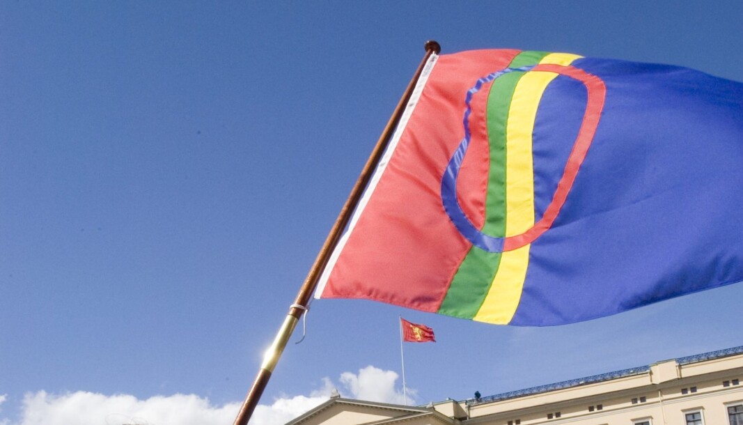 Rimelig eller ikke, vil noen forvente at samisk historie må bæres fram av samer, skriver innleggsforfatterne Rimelig eller ikke, vil noen forvente at samisk historie må bæres fram av samer, skriver innleggsforfatterne