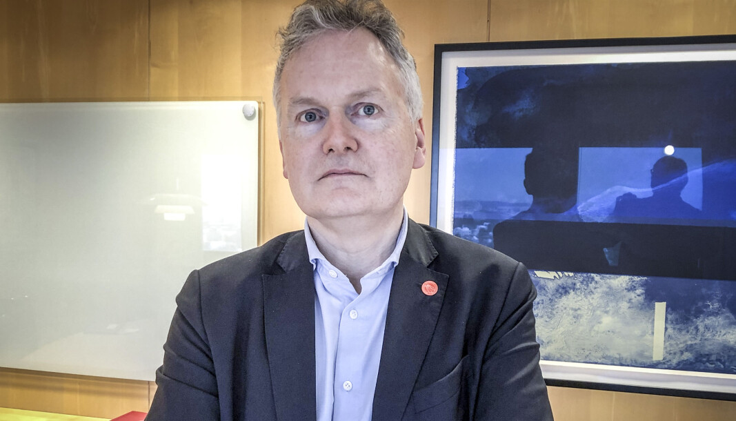 Direktør Arne Benjaminsen ved Universitetet i Oslo forteller at han bruker egne ansatte så langt det går for å løse universitetets mange oppdrag. Direktør Arne Benjaminsen ved Universitetet i Oslo forteller at han bruker egne ansatte så langt det går for å løse universitetets mange oppdrag.