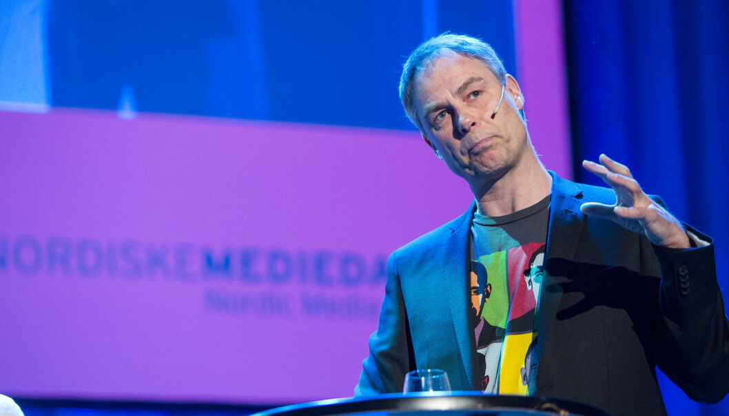 Jens E. Kjeldsen er professor, med fast stilling. Men retorikere som han, har ingen nivå 2-tidsskrift de kan publisere i - noe som blant annet kan være viktig i ansettelsesprosesser. Jens E. Kjeldsen er professor, med fast stilling. Men retorikere som han, har ingen nivå 2-tidsskrift de kan publisere i - noe som blant annet kan være viktig i ansettelsesprosesser.