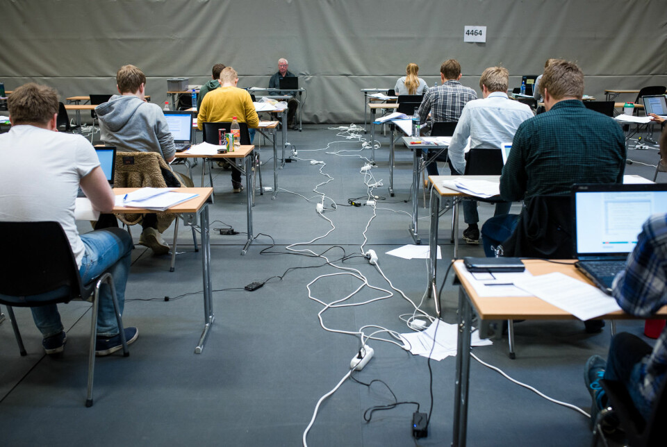 120 studenter må ta eksamen på nytt ved Universitetet i Oslo etter at universitetet gjorde en feil. Bilde er fra en annen eksamen.