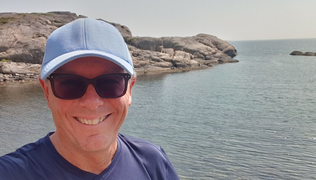 — Jeg får med meg litt fluefiske hver sommer. Men tradisjonen tro ble det resultatløst også i år, sier påtroppende UiT rektor Dag Rune Olsen. — Jeg får med meg litt fluefiske hver sommer. Men tradisjonen tro ble det resultatløst også i år, sier påtroppende UiT rektor Dag Rune Olsen.