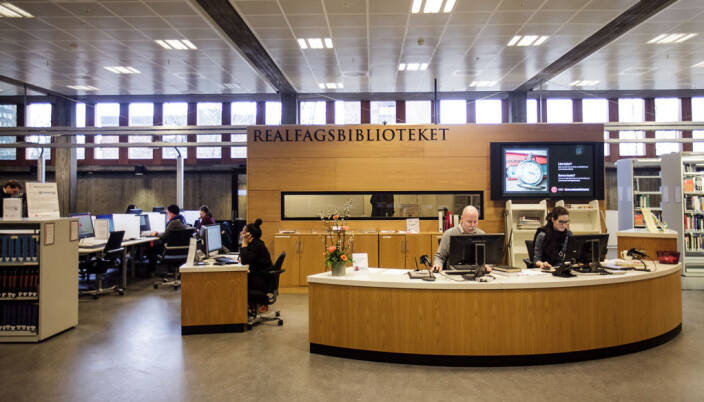 Her fra Realfagsbiblioteket ved Universitetet i Oslo på Blindern. De ble kåret til beste bibliotek i 2016. Her fra Realfagsbiblioteket ved Universitetet i Oslo på Blindern. De ble kåret til beste bibliotek i 2016.