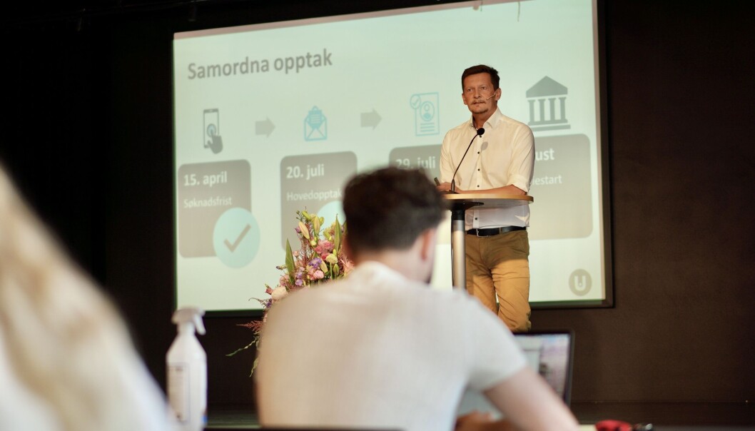 Direktør for utdanningstjenester i Unit, Terje Mørland, la fredag formiddag fram hovedtallene for årets opptak til høyere utdanning. Direktør for utdanningstjenester i Unit, Terje Mørland, la fredag formiddag fram hovedtallene for årets opptak til høyere utdanning.