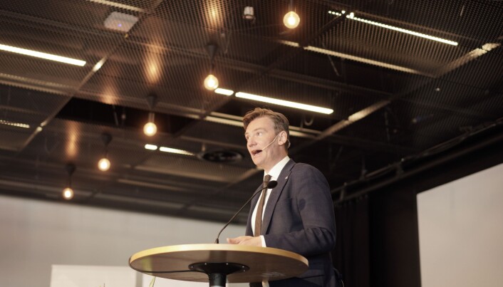 Statsråd Henrik Asheim kommenterer opptakstall. Statsråd Henrik Asheim kommenterer opptakstall.
