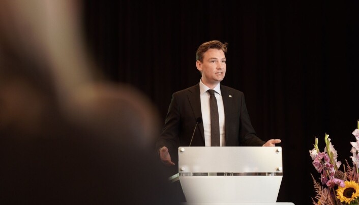 — Vi har satt iverksettelsesdato 1. januar 2022, så den nye regjeringen har godt tid på seg til å endre, eller trekke tilbake denne forskriften, sier Henrik Asheim. — Vi har satt iverksettelsesdato 1. januar 2022, så den nye regjeringen har godt tid på seg til å endre, eller trekke tilbake denne forskriften, sier Henrik Asheim.