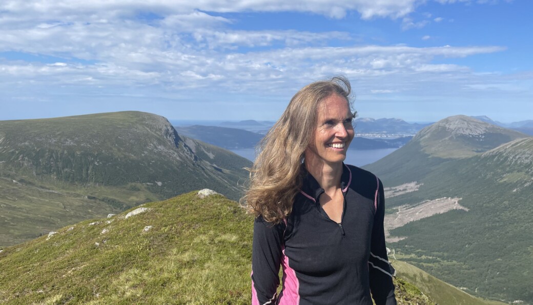 — Spørsmålet nå er hvor sømløst dette blir når mange skal kombinere det å være fysisk til stede med hjemmekontor, sier Siri Yde Aksnes, seniorforsker, Arbeidsforskningsinstituttet, OsloMet — Spørsmålet nå er hvor sømløst dette blir når mange skal kombinere det å være fysisk til stede med hjemmekontor, sier Siri Yde Aksnes, seniorforsker, Arbeidsforskningsinstituttet, OsloMet