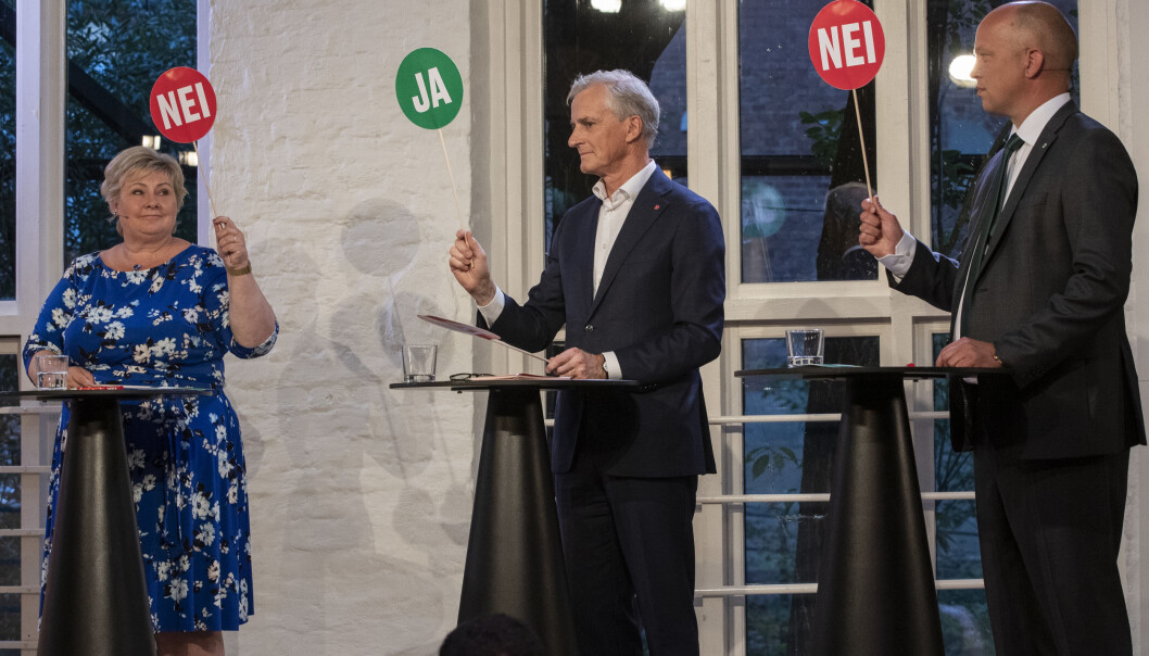 Satsning på forskning og høyere utdanning er avgjørende for valgkampens hovedsak - klimatiltak og livet etter oljen - men er omtrent fraværende i valgkampen, påpeker Tveit, Whittaker og Lind. Satsning på forskning og høyere utdanning er avgjørende for valgkampens hovedsak - klimatiltak og livet etter oljen - men er omtrent fraværende i valgkampen, påpeker Tveit, Whittaker og Lind.