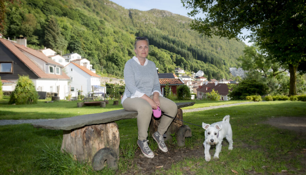 — Høyere utdanning skal ikke være en arena for å utkjempe kamper om LHBT-rettigheter, sier førsteamanuensis, Gunn Vedøy. — Høyere utdanning skal ikke være en arena for å utkjempe kamper om LHBT-rettigheter, sier førsteamanuensis, Gunn Vedøy.
