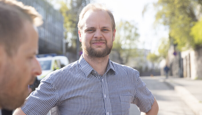 Mimir Kristjánsson håper å komme på Stortinget for Rødt. Mimir Kristjánsson håper å komme på Stortinget for Rødt.