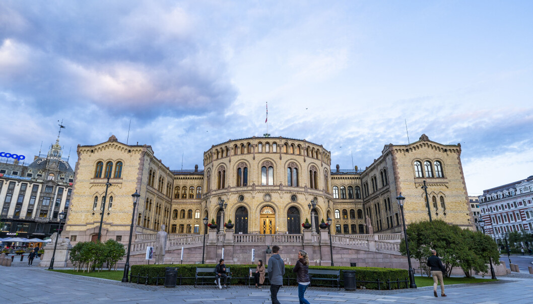 Bengt Morten Maximilian Wenstøb satt på Stortinget i perioden 2013-17. Bengt Morten Maximilian Wenstøb satt på Stortinget i perioden 2013-17.