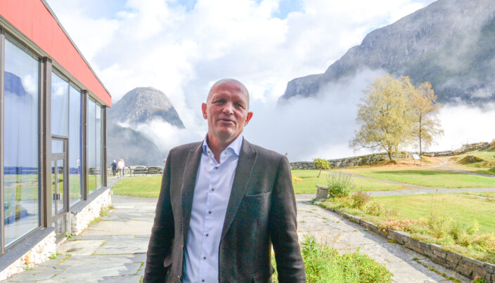 Rektor Gunnar Yttri ved Høgskulen på Vestlandet er glad for at flercampus-institusjonene får oppmerksomhet. Rektor Gunnar Yttri ved Høgskulen på Vestlandet er glad for at flercampus-institusjonene får oppmerksomhet.