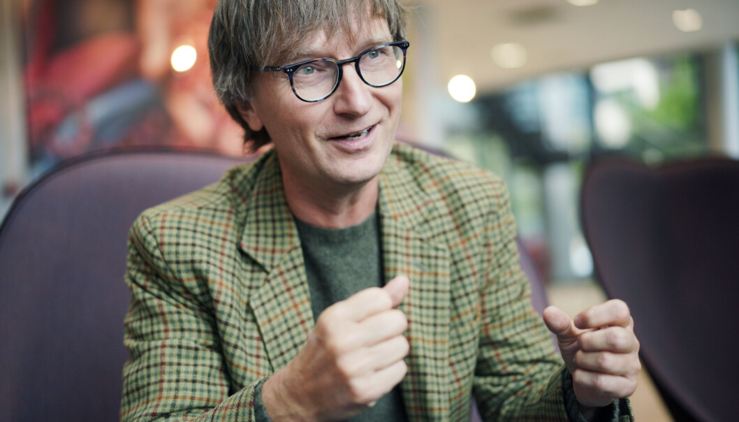 Vi har behov for å snakke om følelser, for eksempel om hvordan hjemmekontor og Teamsmøter påvirker oss, skriver professor i organsiasjonsatferd, Øyvind Kvalnes. Vi har behov for å snakke om følelser, for eksempel om hvordan hjemmekontor og Teamsmøter påvirker oss, skriver professor i organsiasjonsatferd, Øyvind Kvalnes.