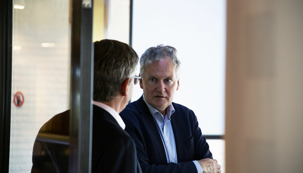 Bildet viser universitetsdirektør Arne Benjaminsen (t.h.) og rektor Svein Stølen. Benjaminsen vil avvise flere av Kierulfutvalgets forslag.