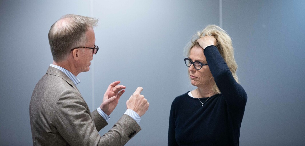 — Jeg har gjort meg noen dyrekjøpte erfaringer den siste uka, sier NMBU-rektor Curt Rice. Her i samtale med sin nye styreleder, Hanne Refsholt. — Jeg har gjort meg noen dyrekjøpte erfaringer den siste uka, sier NMBU-rektor Curt Rice. Her i samtale med sin nye styreleder, Hanne Refsholt.