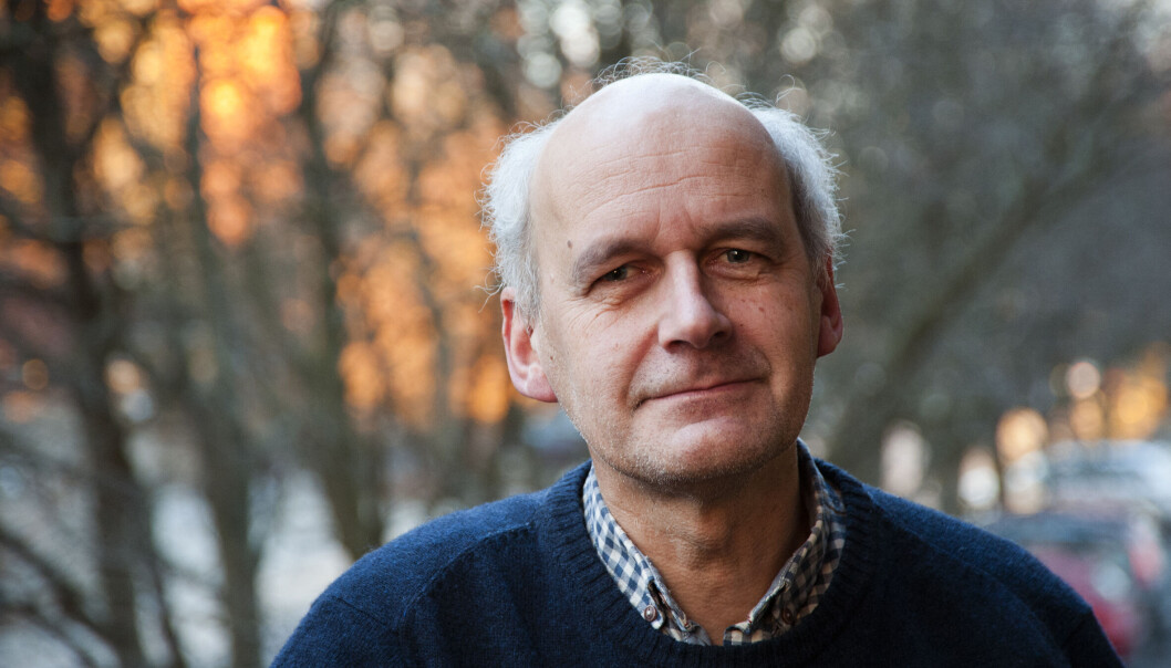 — Overordnet er det slående at det ikke er et like negativt stigma knyttet til det å tjene mye penger som det er til det å være intellektuell, sier filosofiprofessor, Arne Johan Vetlesen. — Overordnet er det slående at det ikke er et like negativt stigma knyttet til det å tjene mye penger som det er til det å være intellektuell, sier filosofiprofessor, Arne Johan Vetlesen.
