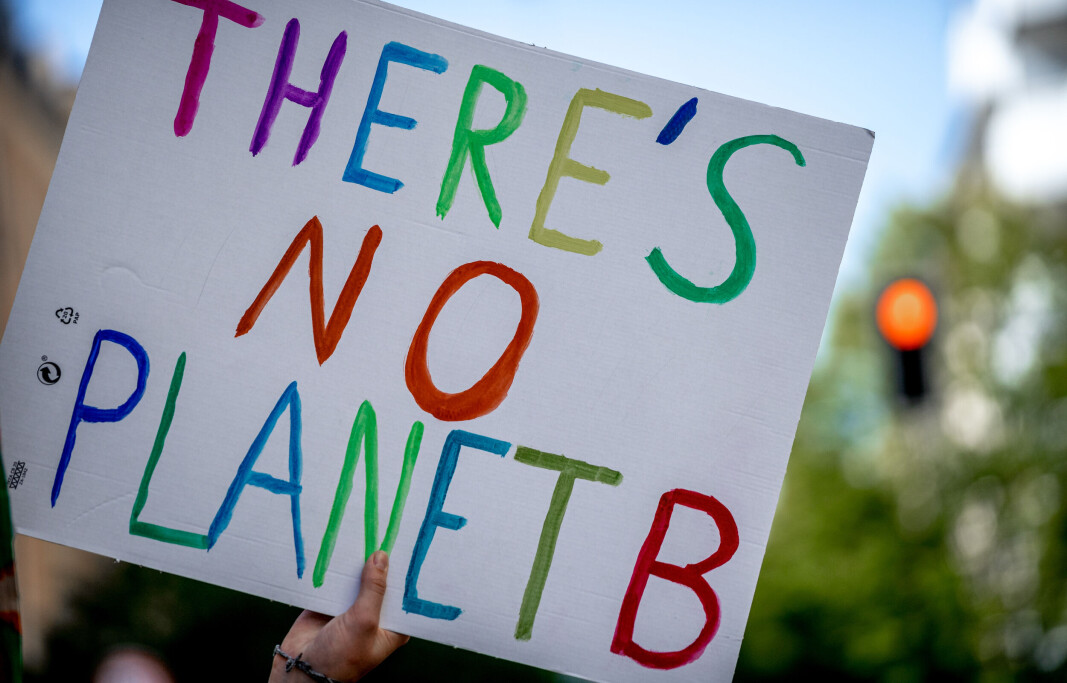 — Klimaforskning har lenge hatt lav status i samfunnsfag og humaniora, men det i ferd med å endres, skriver innleggsforfatterne, som mener det haster med å få mer samfunsvitenskapelig klimaforskning. — Klimaforskning har lenge hatt lav status i samfunnsfag og humaniora, men det i ferd med å endres, skriver innleggsforfatterne, som mener det haster med å få mer samfunsvitenskapelig klimaforskning.