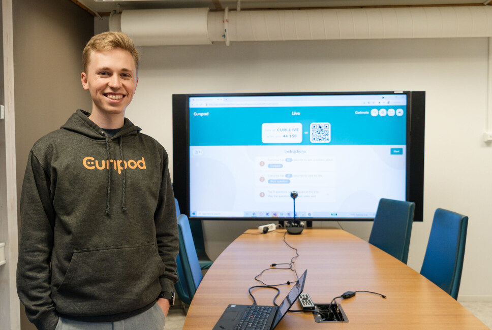 Eirik Hernes Berre er den eneste av de seks ansatte som holder til i Trondheim. Han studerer nå Samfunnsøkonomi ved NTNU, og har overordnet kundeansvar i bedriften. Eirik Hernes Berre er den eneste av de seks ansatte som holder til i Trondheim. Han studerer nå Samfunnsøkonomi ved NTNU, og har overordnet kundeansvar i bedriften.