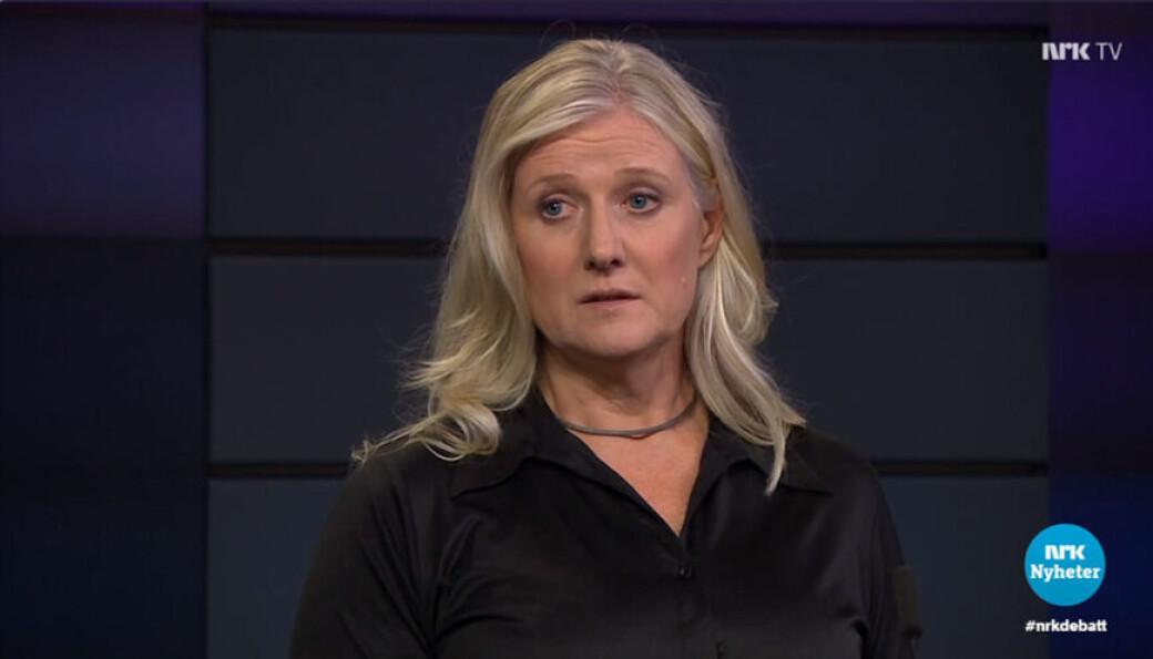 — Jeg visste at jeg tok en svær, personlig risiko da jeg gikk ut. Jeg visste at jeg kunne miste alt. Samtidig visste jeg like fullt at jeg måtte gjøre det, sa forsker Gunhild Alvik Nyborg til NRK nylig. Hun opplevde å bli utskjelt for sine vurderinger av pandemien i midten av mars 2020. — Jeg visste at jeg tok en svær, personlig risiko da jeg gikk ut. Jeg visste at jeg kunne miste alt. Samtidig visste jeg like fullt at jeg måtte gjøre det, sa forsker Gunhild Alvik Nyborg til NRK nylig. Hun opplevde å bli utskjelt for sine vurderinger av pandemien i midten av mars 2020.