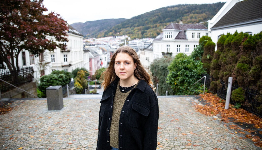 Sykepleierstudent ved HVL, Sofie Henriette Patzke, reagerer på dårlig kommunikasjon mellom fakultetet og studentene. Sykepleierstudent ved HVL, Sofie Henriette Patzke, reagerer på dårlig kommunikasjon mellom fakultetet og studentene.