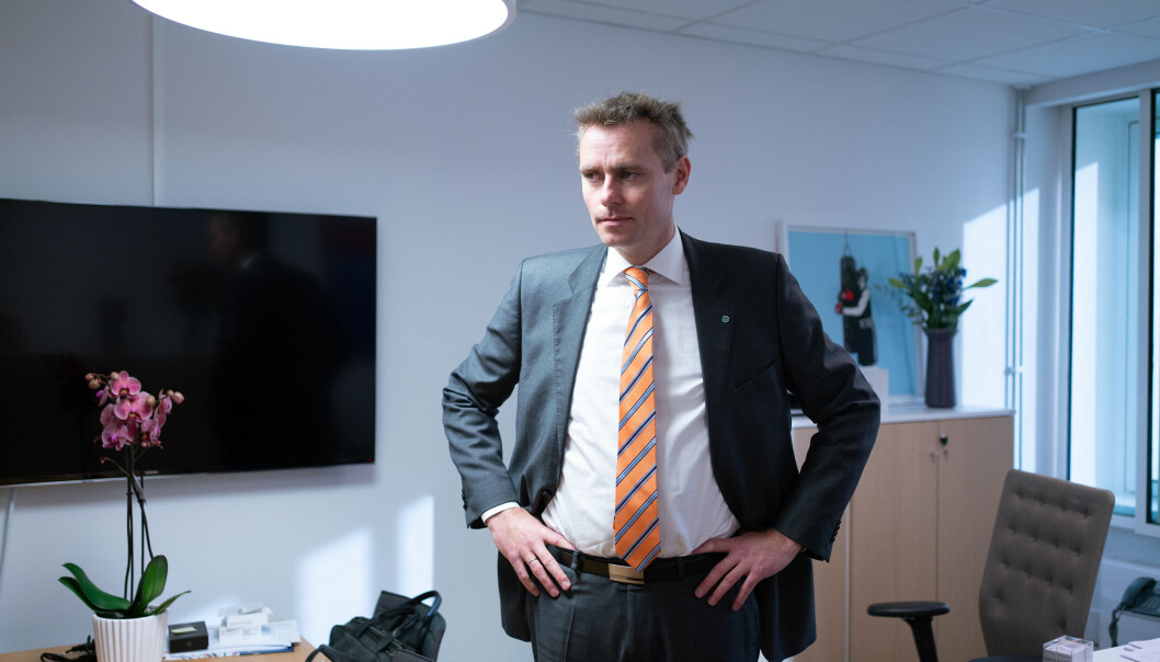 — Ola Borten Moe får det til å høres ut som det kun er opptil forskeren selv å være synlig i norsk samfunnsdebatt, som at det bare er å bestemme seg for å være synlig så blir man det, og hvis forskere ikke er synlige er det vond vilje det handler om, skriver kommunikasjonsrådgiver Hilde H. Holsten. — Ola Borten Moe får det til å høres ut som det kun er opptil forskeren selv å være synlig i norsk samfunnsdebatt, som at det bare er å bestemme seg for å være synlig så blir man det, og hvis forskere ikke er synlige er det vond vilje det handler om, skriver kommunikasjonsrådgiver Hilde H. Holsten.