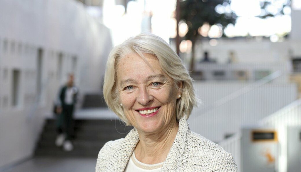 — Nå er jo jeg dame, så dersom det hadde blitt en dame hadde det ikke vært meg imot, sier styreleder Åse Aulie Michelet ved Handelshøyskolen BI som nå skal ansette ny rektor. — Nå er jo jeg dame, så dersom det hadde blitt en dame hadde det ikke vært meg imot, sier styreleder Åse Aulie Michelet ved Handelshøyskolen BI som nå skal ansette ny rektor.