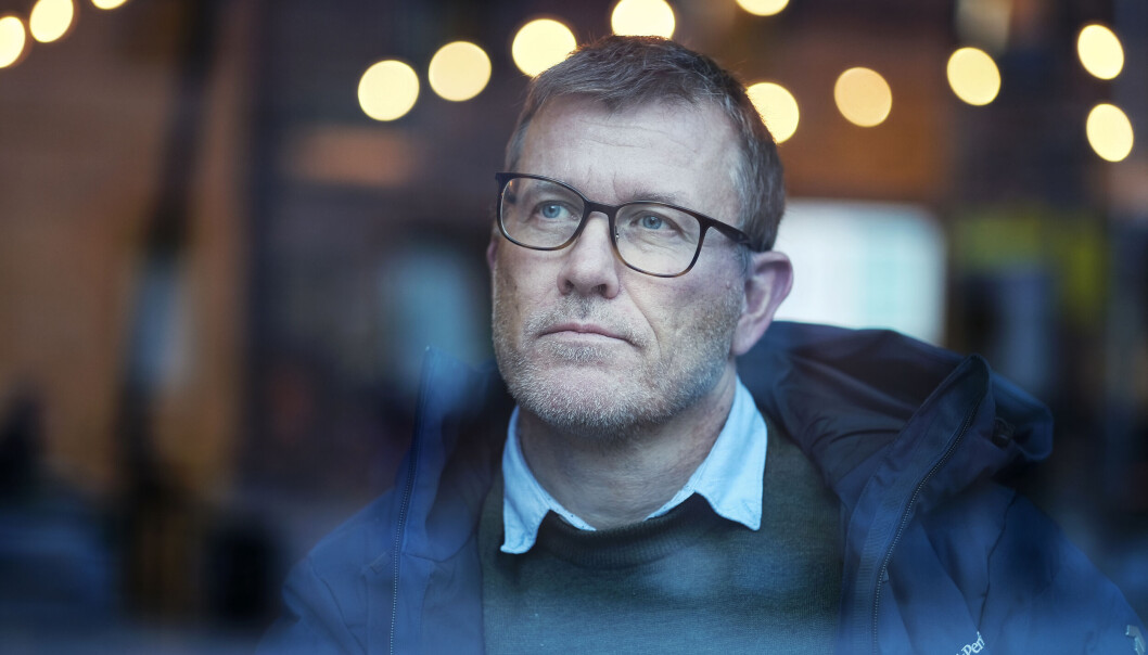— Det er rart at man snakker så lite om dette frafallet. Jeg mistenker den akademiske middelklassen for å være så opptatt av å holde på egen posisjon at de overser dette, sier Svenn-Erik Mamelund. — Det er rart at man snakker så lite om dette frafallet. Jeg mistenker den akademiske middelklassen for å være så opptatt av å holde på egen posisjon at de overser dette, sier Svenn-Erik Mamelund.