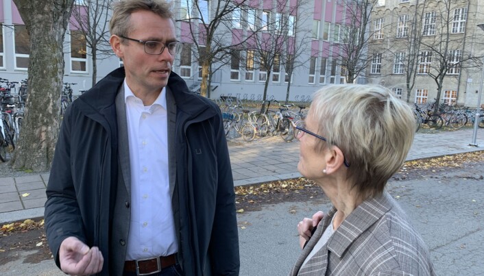 Forsknings og høyere utdanningsminister Ola Borten Moe, her sammen med NTNU- rektor Anne Borg. Forsknings og høyere utdanningsminister Ola Borten Moe, her sammen med NTNU- rektor Anne Borg.